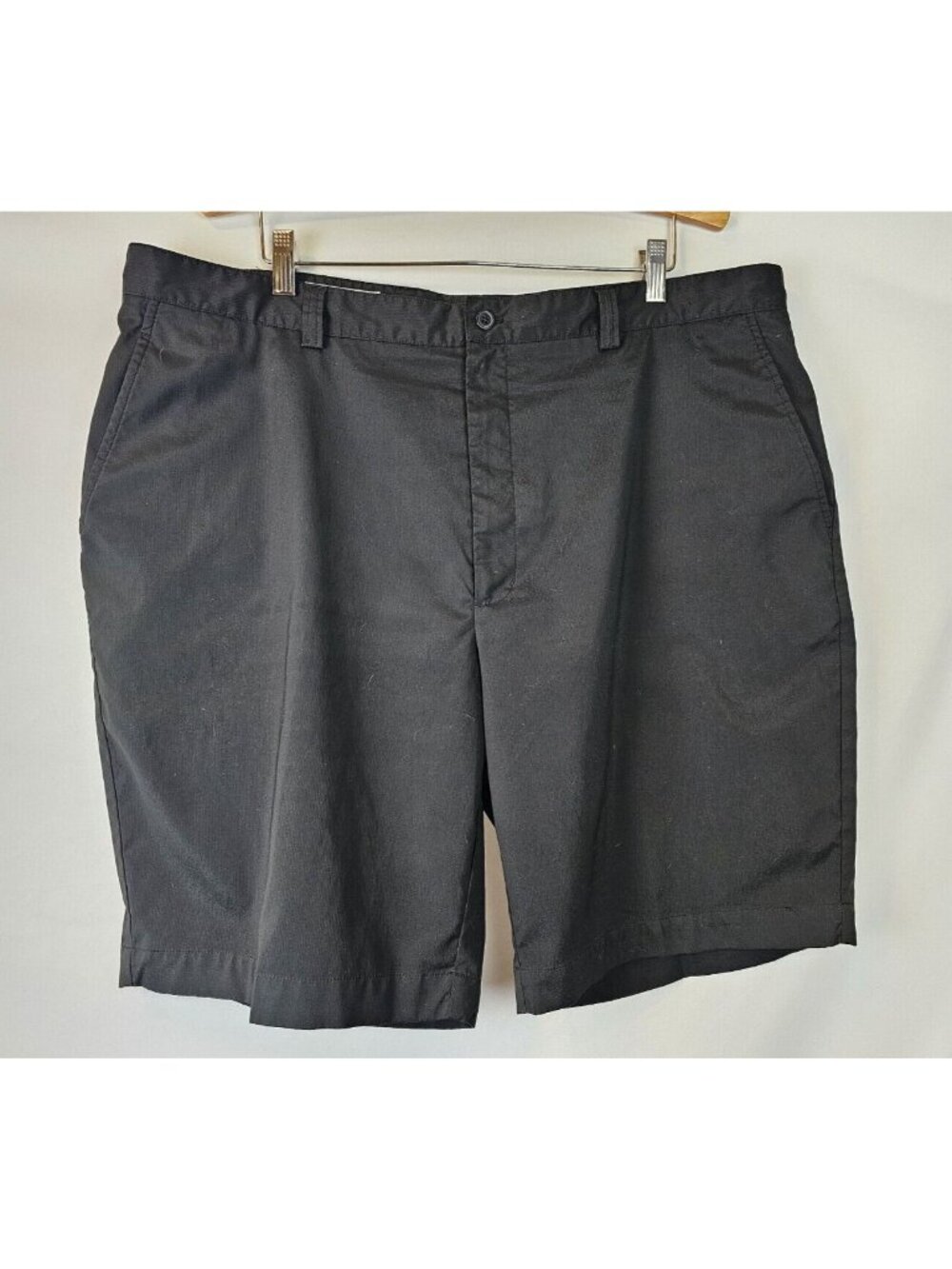 Cutter & Buck Men's Shorts Size 42 Black Casual Chinos Flat Front Shorts